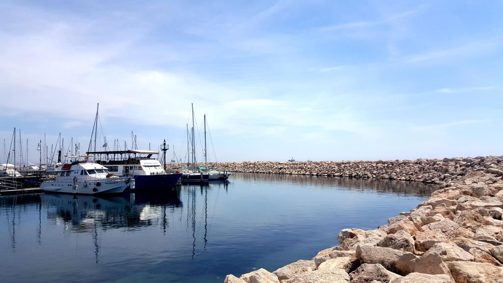 Ithaki Phinikoudes No. 201 Daire Larnaca